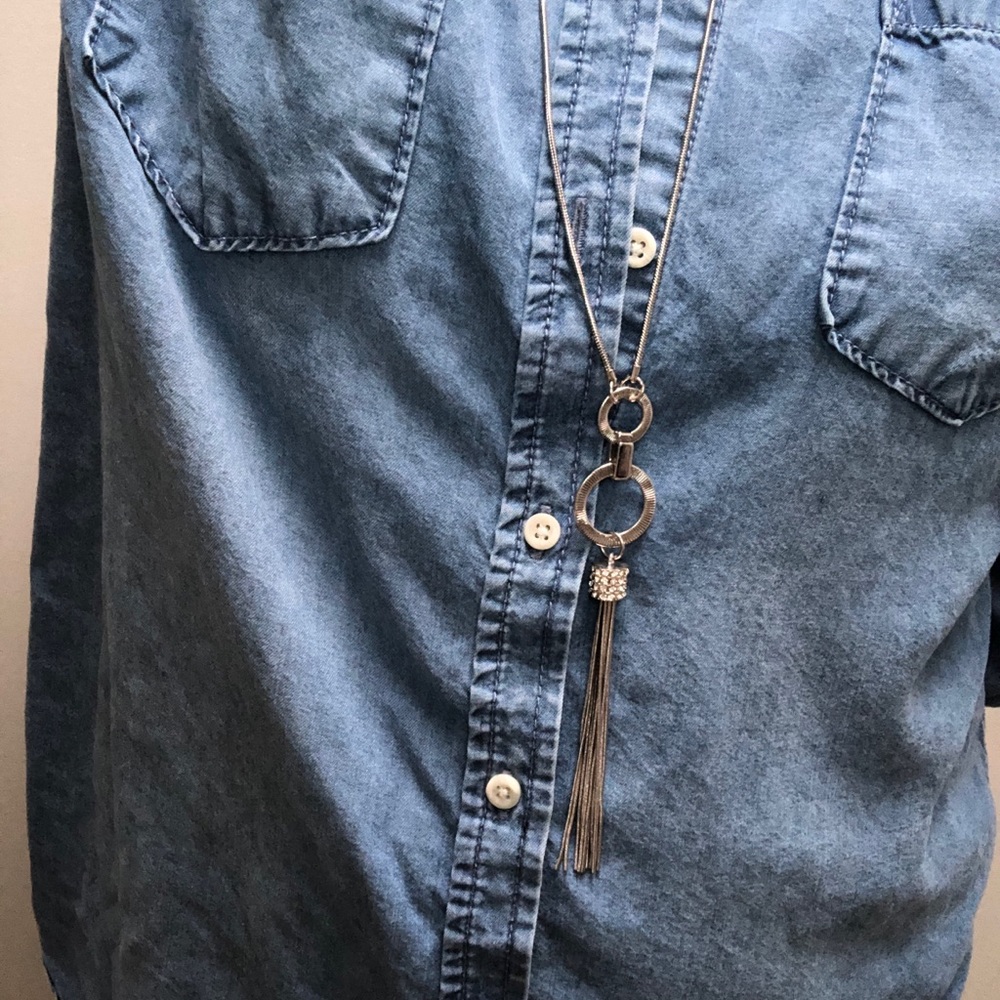 Tassel necklace